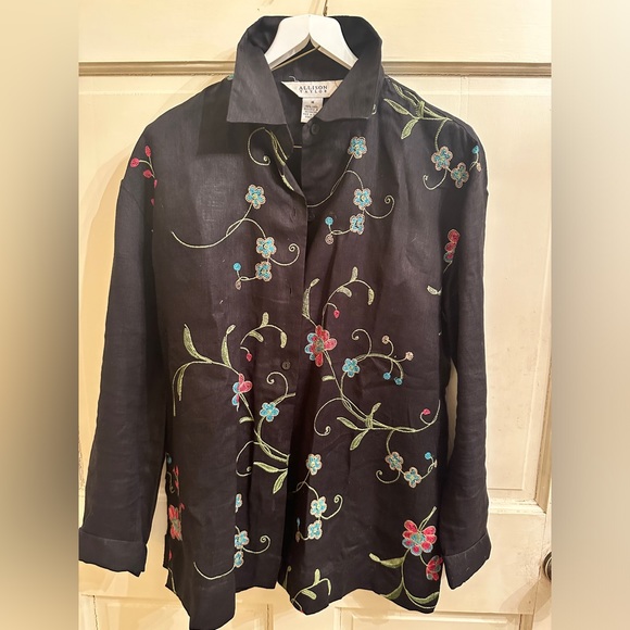 Shirt - Picture 1 of 2